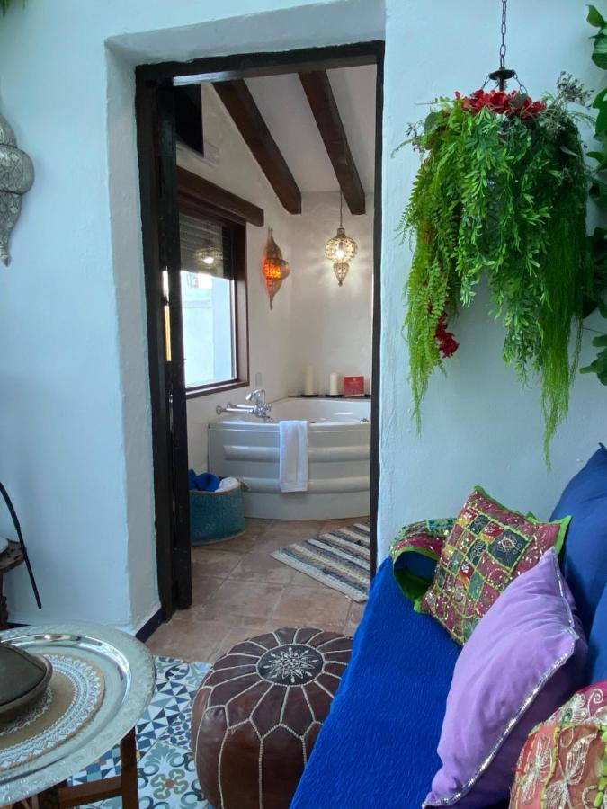 El Escondite De Martina, Aticos Romanticos Setenil De Las Bodegas Eksteriør billede