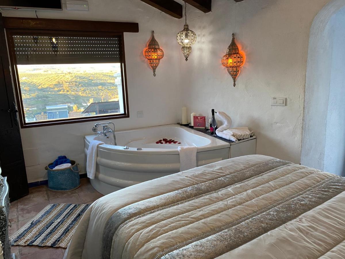 El Escondite De Martina, Aticos Romanticos Setenil De Las Bodegas Eksteriør billede